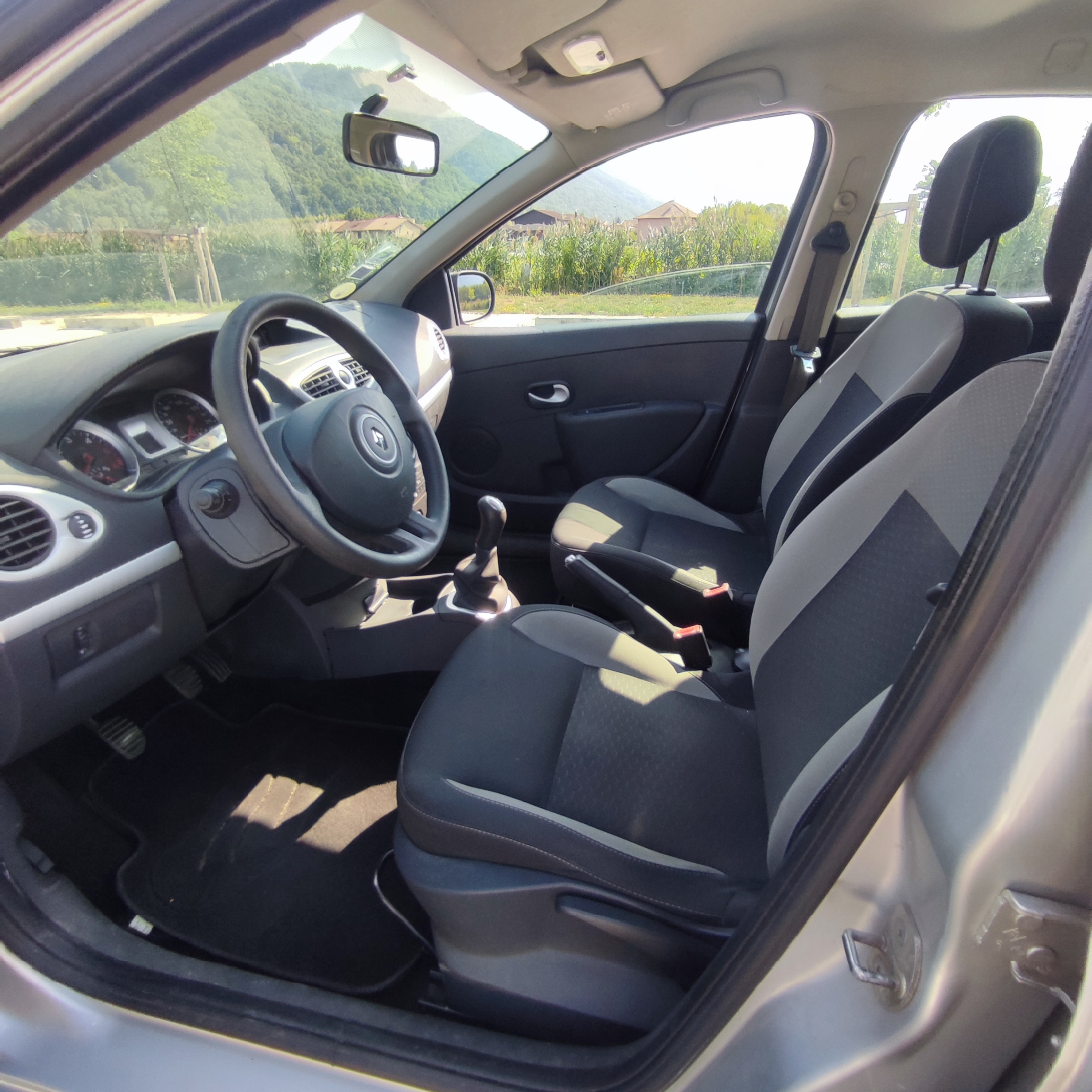 Clio 3 Grandtour 1.5 DCI 75cv Estate – Image 10