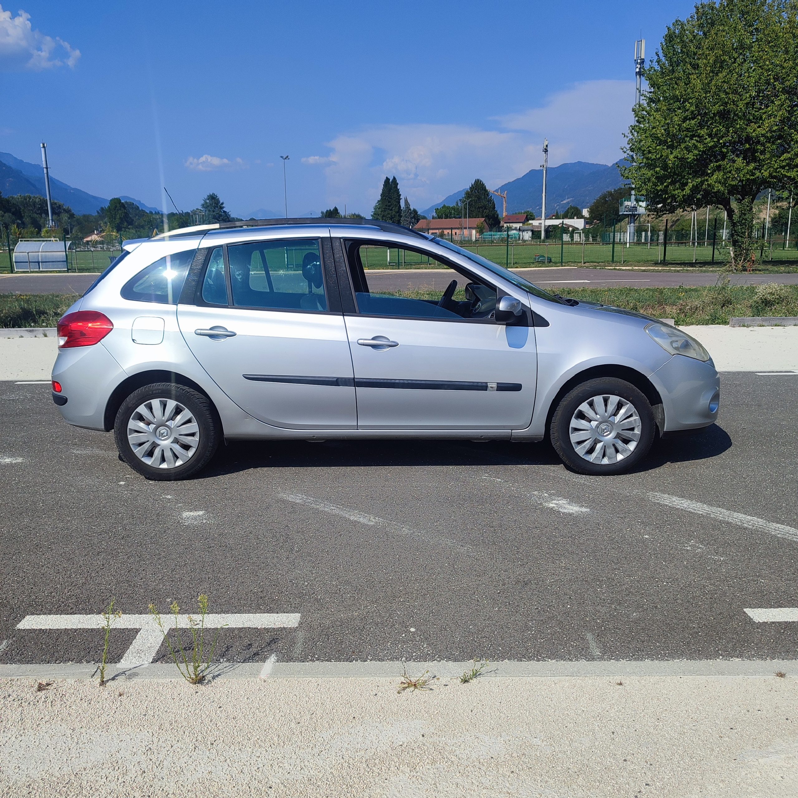Clio 3 Grandtour 1.5 DCI 75cv Estate – Image 9