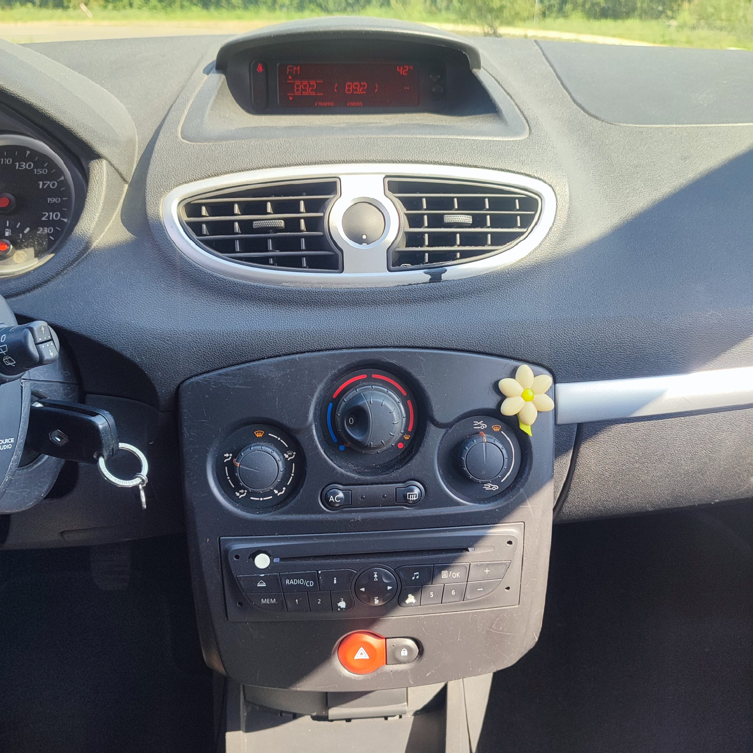Clio 3 Grandtour 1.5 DCI 75cv Estate – Image 12